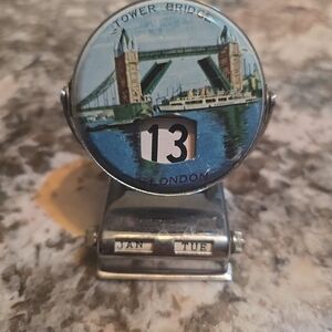 Vintage Tower Bridge Perpetual Calendar